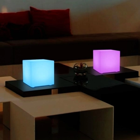 Светодиодный куб "Базз" 30 см RGB